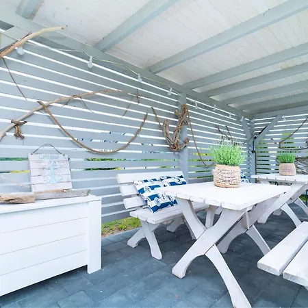 Zeglarska Przystan Holiday home *